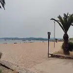 Appartement T3 Avec Piscine Et Proche De La 5mns A Pied