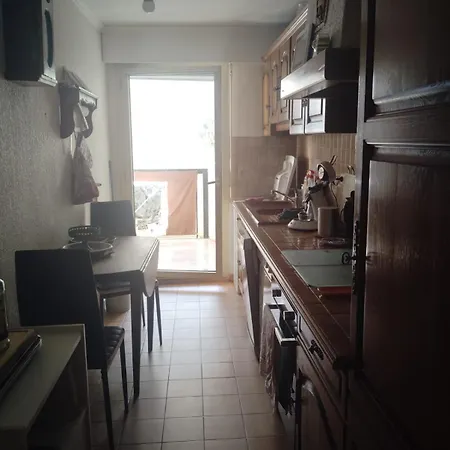 T3 Avec Piscine Et Proche De La 5mns A Pied *